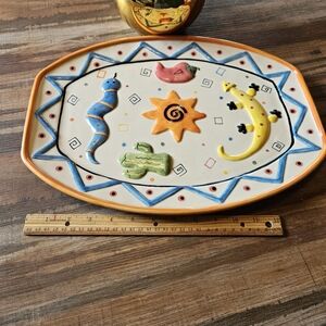 Southwestern Style Serving Plater Lotus 2000 Lizards Cactus Pepper
